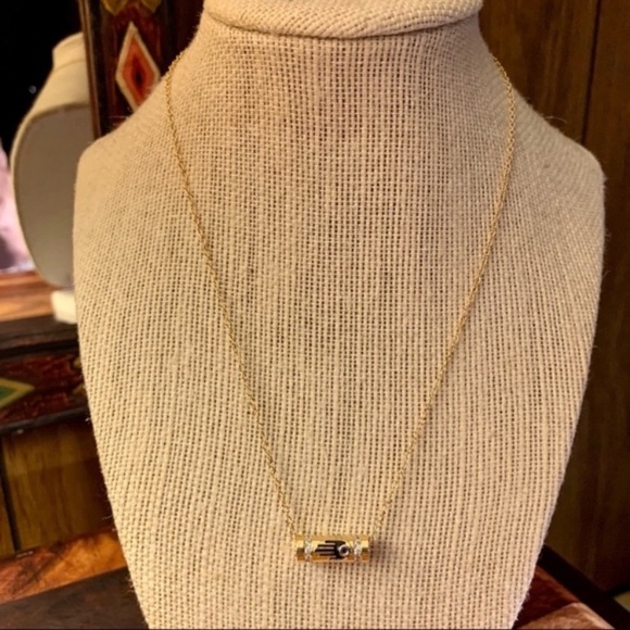 Hand of God Scroll Charm 18k Gold Plate Chain - Picture 6 of 6